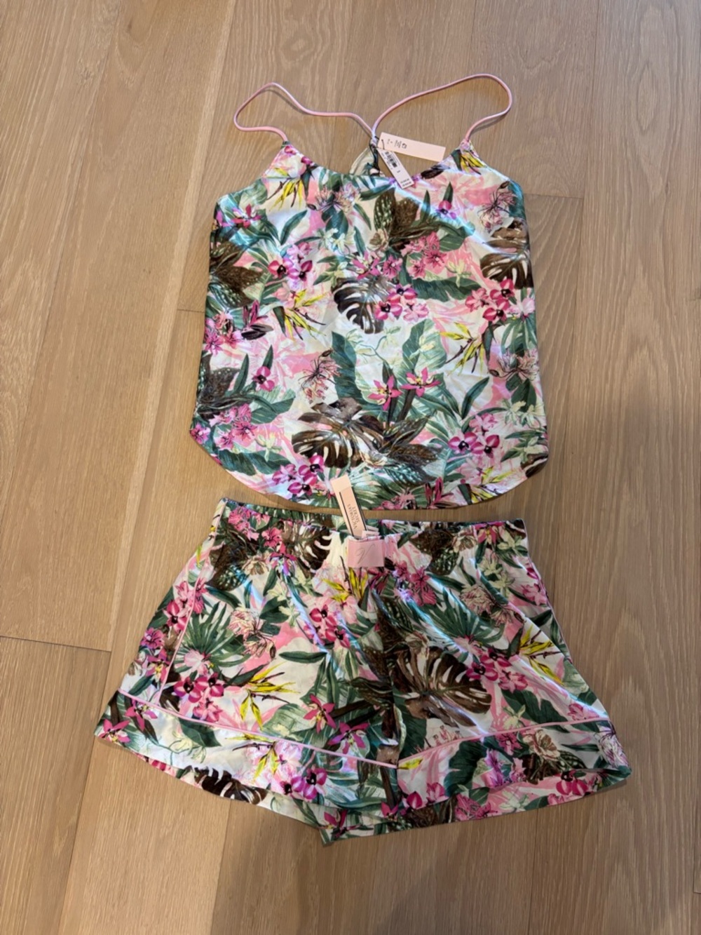 NWT- Victoria’s Secret Floral Tropical Cami & Shorts PJ Set in Pink Green